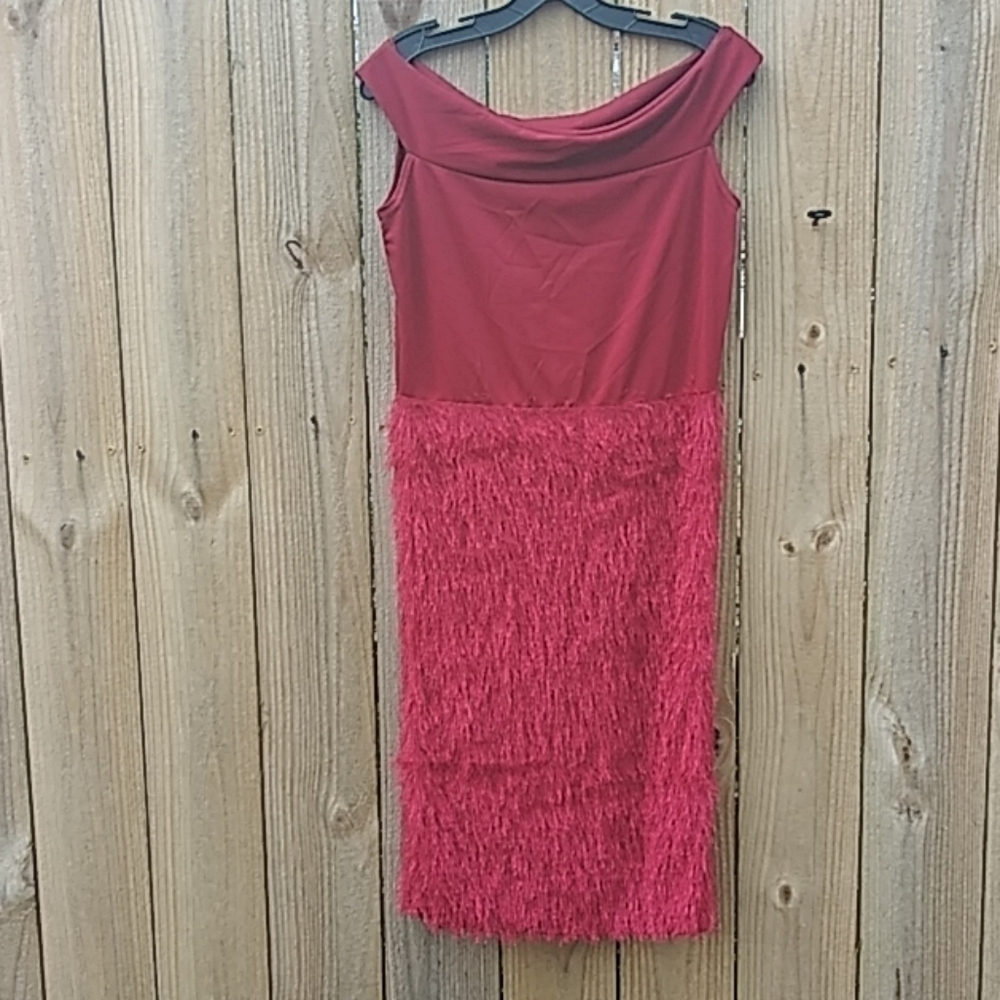 𝅺NWT- Fashion Flower-Off Shoulder Flower Fashion Midi Dress
